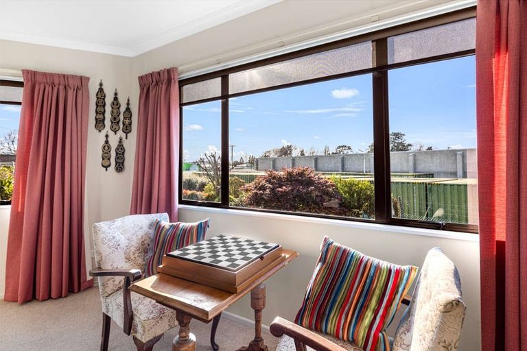 Photo of property in 3 Russell Street, Marton, 4710