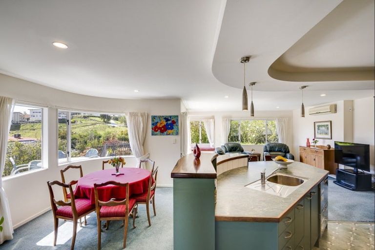 Photo of property in 44 Rochfort Road, Havelock North, 4130