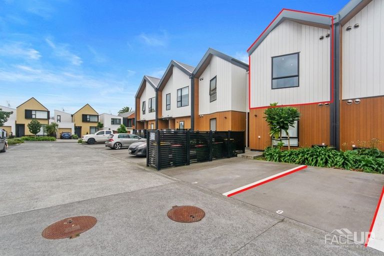 Photo of property in 8/117 Buckley Avenue, Hobsonville, Auckland, 0616