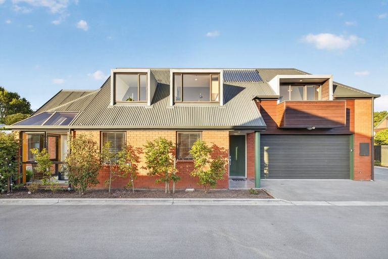 Photo of property in 12/37 Cornwall Street, St Albans, Christchurch, 8014
