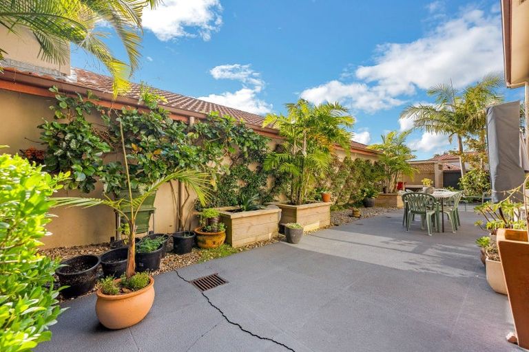 Photo of property in 31 Millennial Way, Orewa, 0931