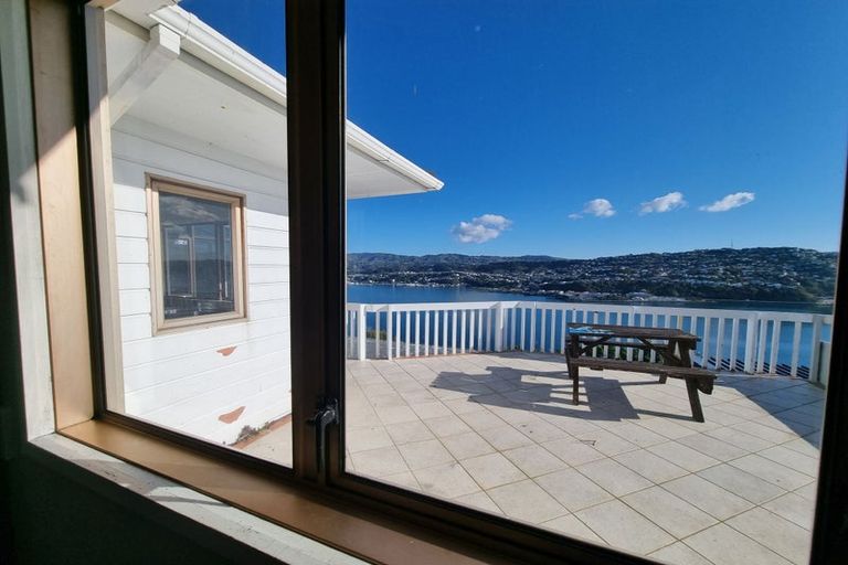 Photo of property in 27 Kaikoura Street, Maupuia, Wellington, 6022