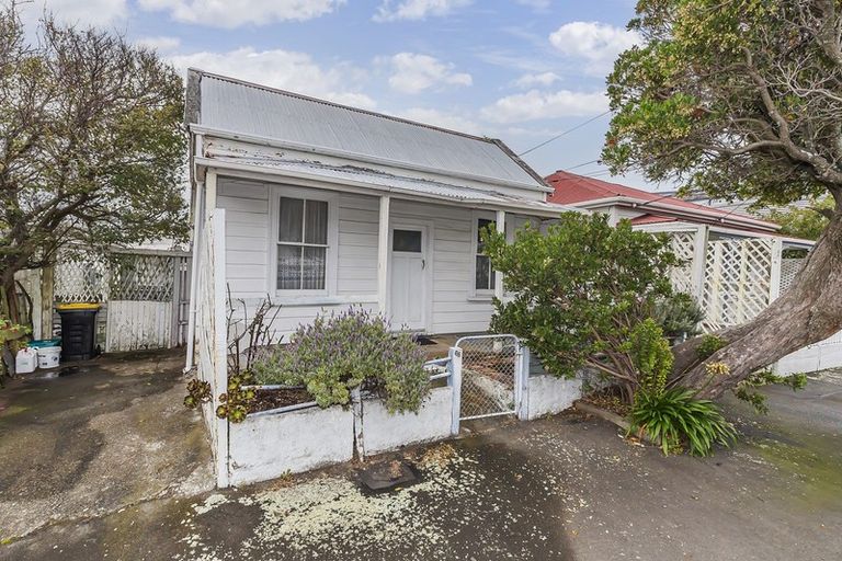 Photo of property in 65 Wright Street, Mount Cook, Wellington, 6021