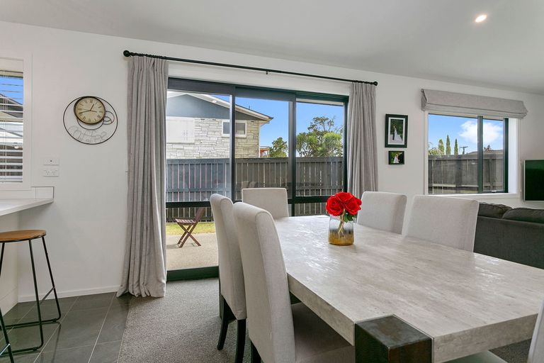 Photo of property in 1/49 Scott Street, Leamington, Cambridge, 3432