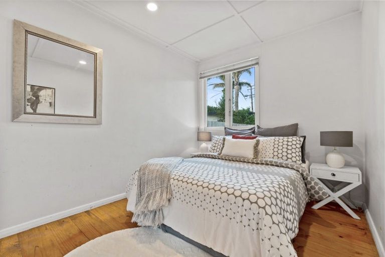 Photo of property in 152b Glengarry Road, Glen Eden, Auckland, 0602