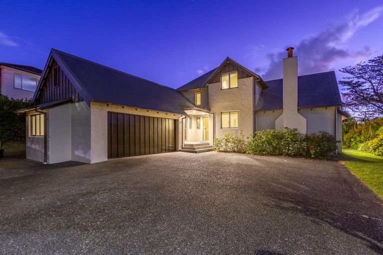 Photo of property in 4 Monkton Close, Greenhithe, Auckland, 0632