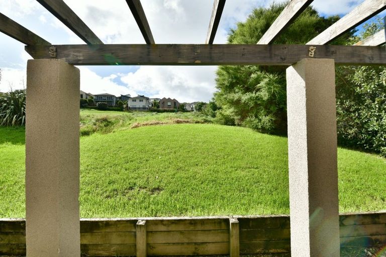 Photo of property in 33 Midshipman Court, Gulf Harbour, Whangaparaoa, 0930