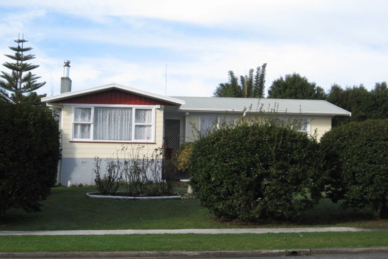 Photo of property in 9 Manapouri Street, Tikipunga, Whangarei, 0112