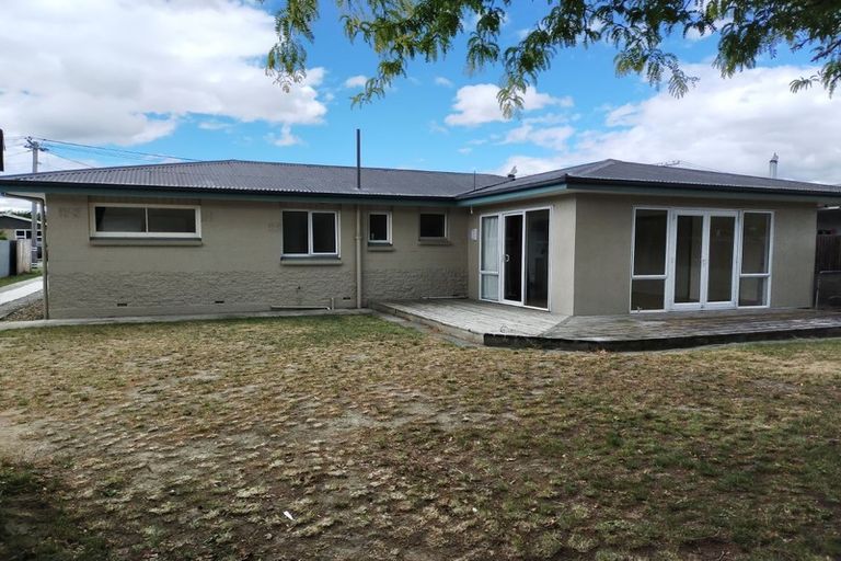 Photo of property in 19 Campbell Street, Alexandra, 9320