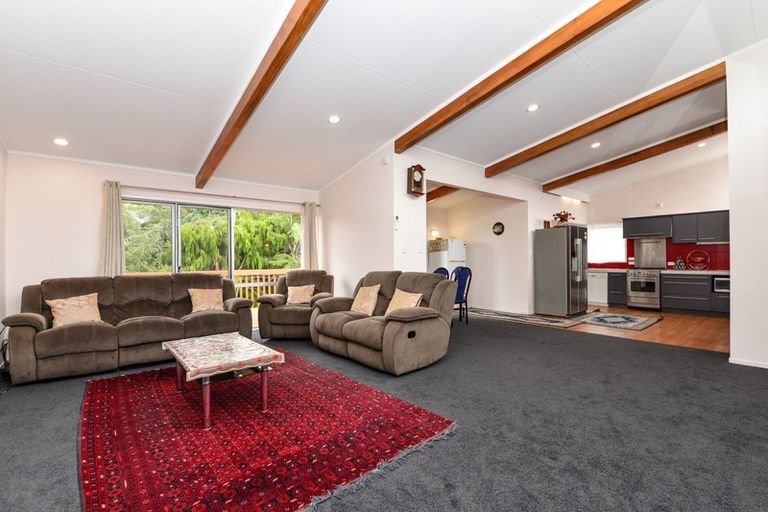 Photo of property in 5 Mcinnes Place, Queenwood, Hamilton, 3210