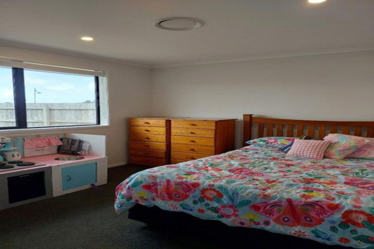 Photo of property in 32 County Drive, Hawera, 4610