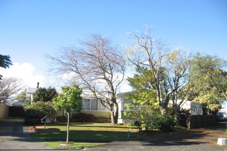 Photo of property in 43 Hywell Place, Manurewa, Auckland, 2102