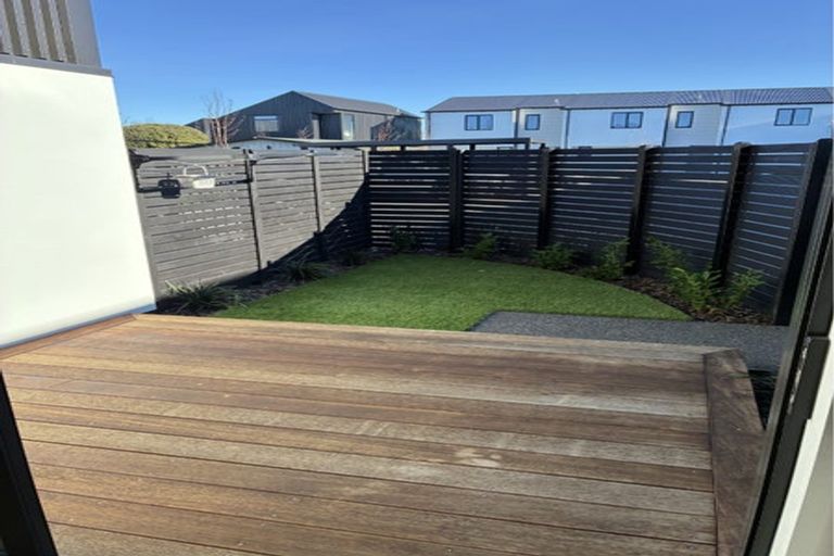 Photo of property in 2/55 Marshland Road, Shirley, Christchurch, 8061