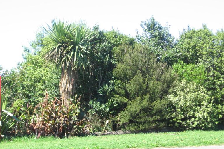 Photo of property in 2/60 Arran Road, Browns Bay, Auckland, 0630