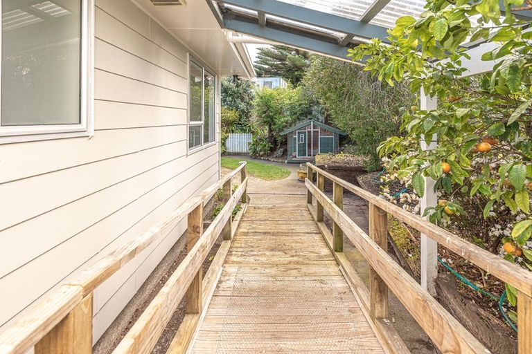 Photo of property in 47 Bamber Street, Castlecliff, Whanganui, 4501
