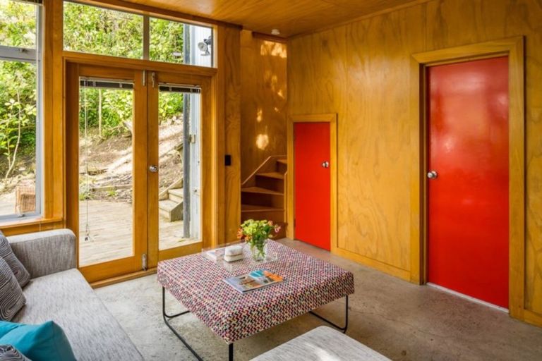 Photo of property in 17 Mairangi Road, Wadestown, Wellington, 6012