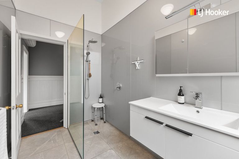 Photo of property in 142 Taieri Road, Kaikorai, Dunedin, 9010