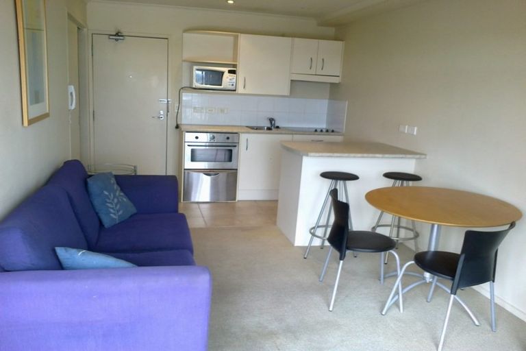 Photo of property in The Rennaissance, 5j/18 Ronwood Avenue, Manukau, Auckland, 2104