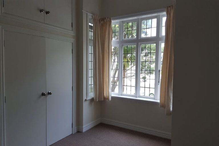 Photo of property in 20 Naughton Terrace, Kilbirnie, Wellington, 6022