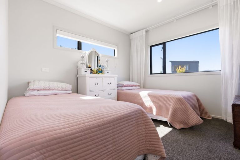 Photo of property in 6 Tuhua Close, Wharewaka, Taupo, 3330