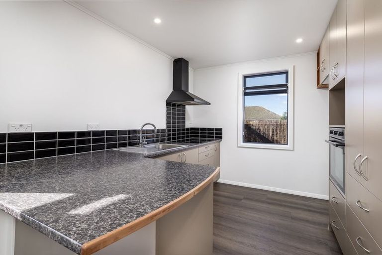 Photo of property in 1 Holmes Street, Waimate, 7924