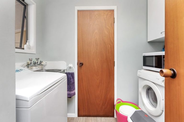 Photo of property in 310 Whananaki Road North, Opuawhanga, Hikurangi, 0181