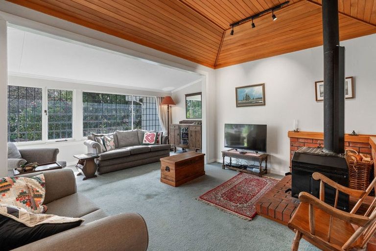 Photo of property in 11 Howard Street, Macandrew Bay, Dunedin, 9014