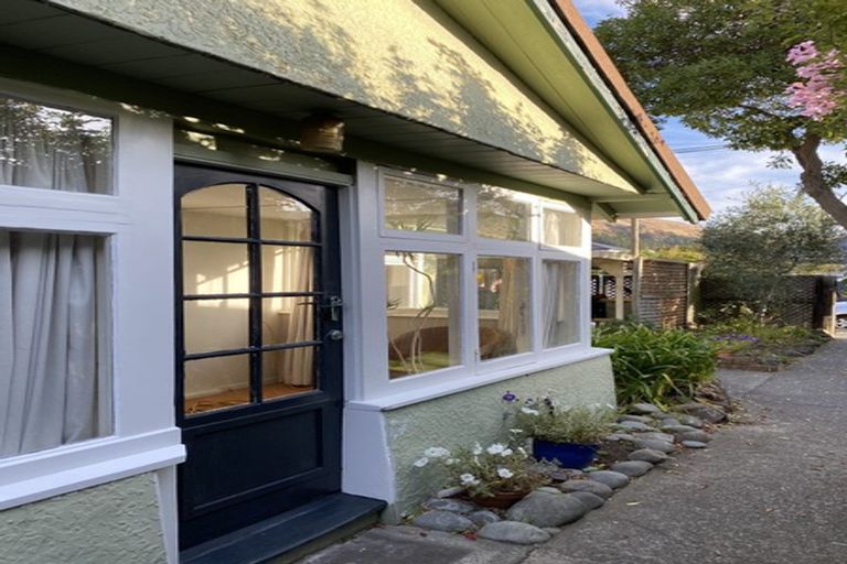 Photo of property in 57 Wiggins Street, Sumner, Christchurch, 8081