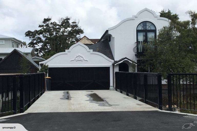 Photo of property in 125 Stapletons Road, Richmond, Christchurch, 8013