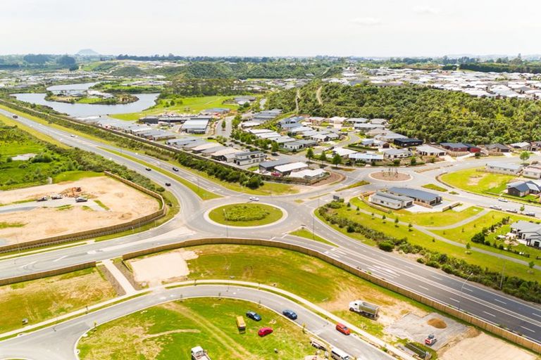 Photo of property in 17 Awataha Crescent, Pyes Pa, Tauranga, 3110