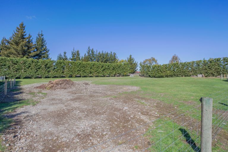 Photo of property in 16 Oak Street, Orari, Geraldine, 7992