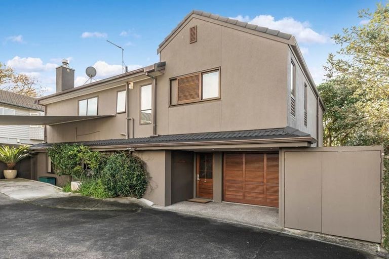 Photo of property in 3/5 Campbell Road, Takapuna, Auckland, 0622