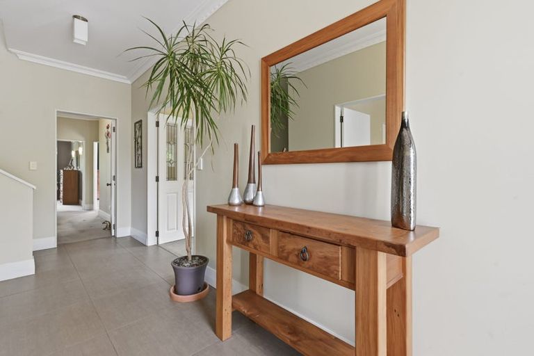 Photo of property in 1128b Omanawa Road, Omanawa, 3171