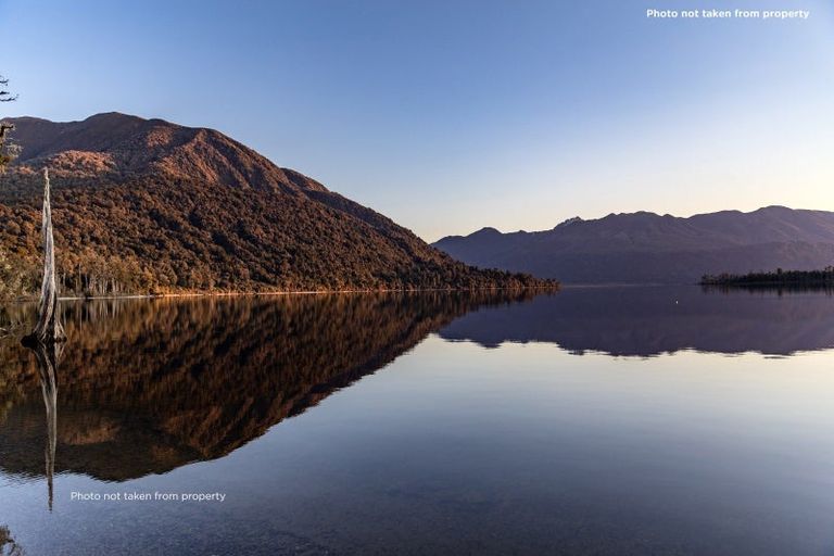 Photo of property in 12 Iveagh Bay Drive, Moana, 7875