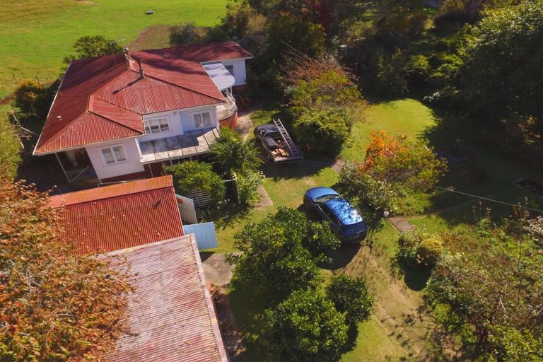 Photo of property in 445 Whites Road, Tirau, Putaruru, 3483