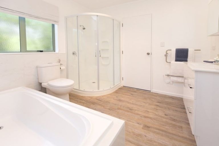 Photo of property in 53 Ferry Road, Arkles Bay, Whangaparaoa, 0932