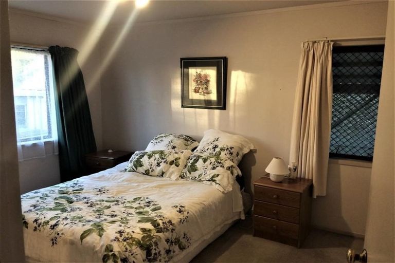 Photo of property in 3/55 Scenic Drive, Hillpark, Auckland, 2102