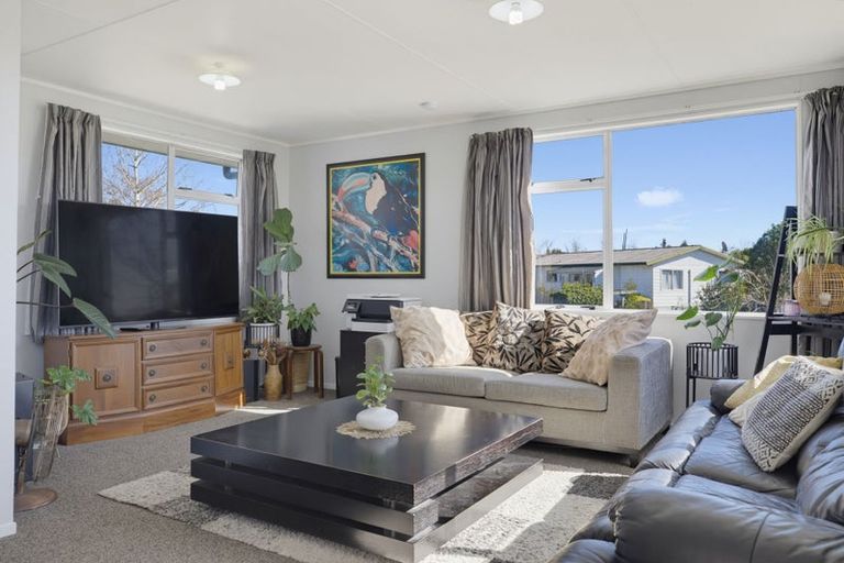 Photo of property in 77 Marshall Avenue, Richmond Heights, Taupo, 3330