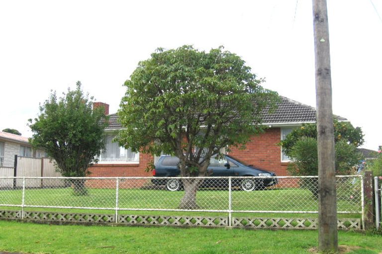 Photo of property in 10 Doughty Place, Otara, Auckland, 2023