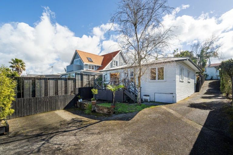 Photo of property in 12 Sefton Avenue, Grey Lynn, Auckland, 1021