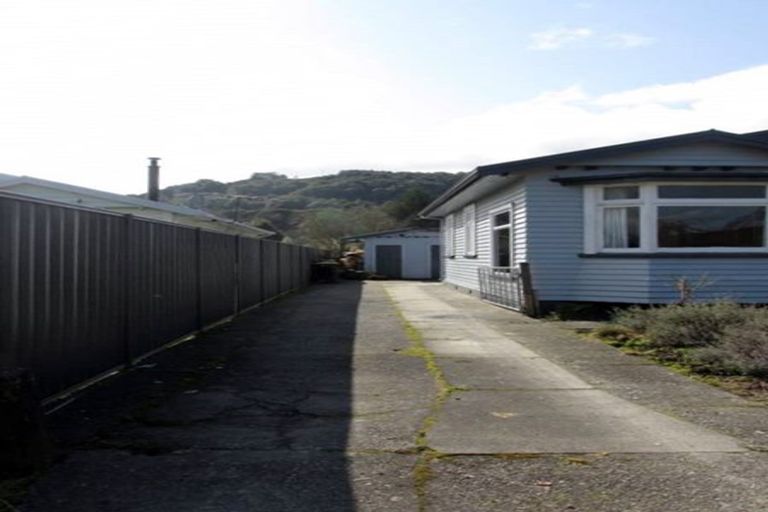 Photo of property in 39 Dick Street, Reefton, 7830