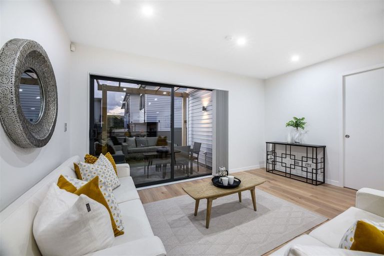 Photo of property in 36 Bight Road, Long Bay, Auckland, 0630