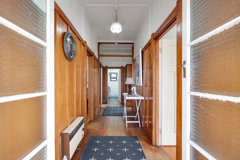 Photo of property in 205 Wolseley Street, Mayfair, Hastings, 4122