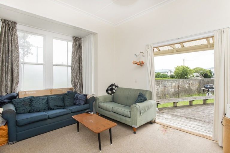 Photo of property in 299 Kahutia Street, Gisborne, 4010