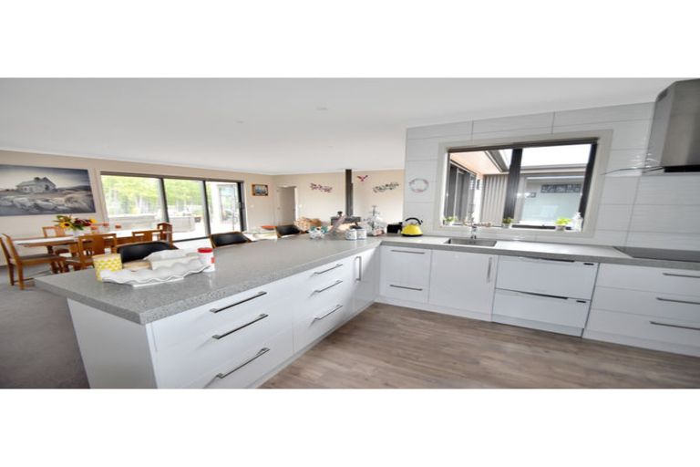 Photo of property in 98c Ohau Drive, Lake Ohau, Twizel, 9412