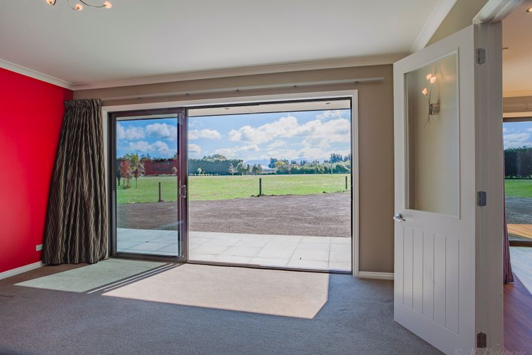 Photo of property in 16 Oak Street, Orari, Geraldine, 7992