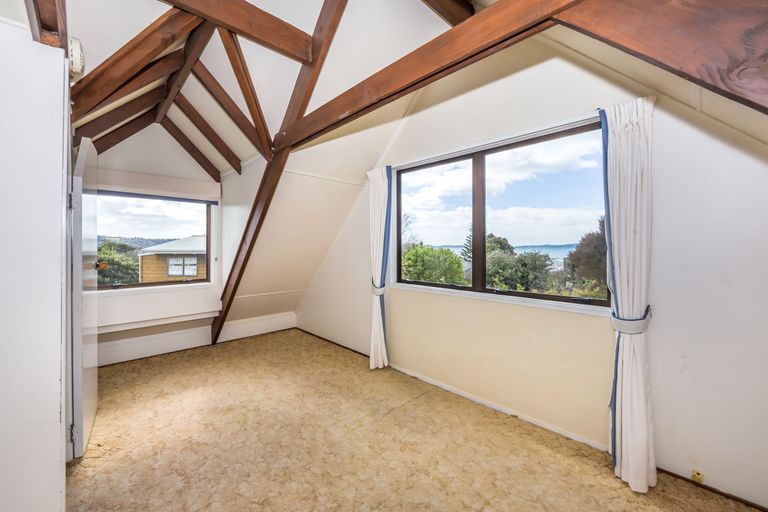 Photo of property in 28 Kauri Crescent, Snells Beach, 0920