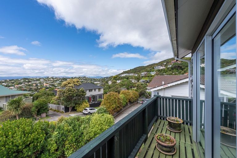 Photo of property in 7 Paparata Street, Karori, Wellington, 6012