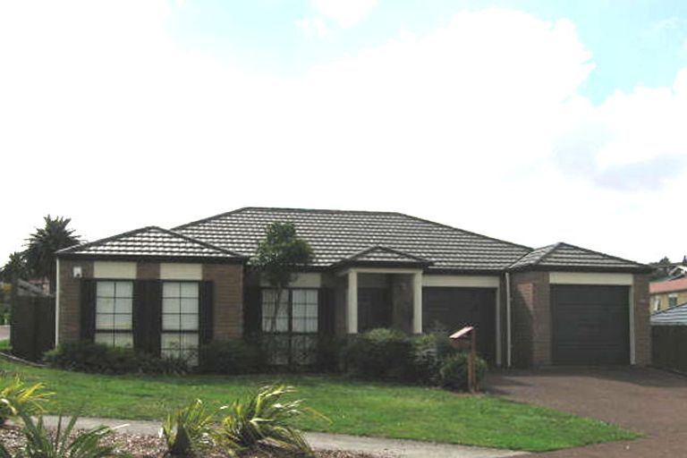 Photo of property in 21 San Pedro Place, Henderson, Auckland, 0612