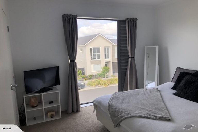 Photo of property in 16 Shelduck Way, Hobsonville, Auckland, 0616